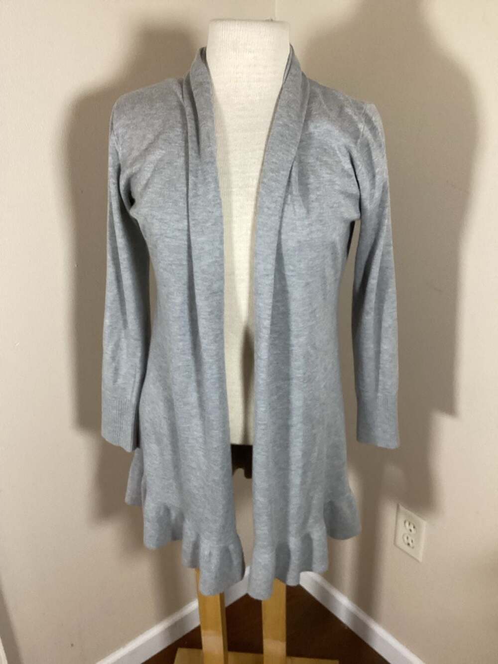 Vila Milano Gray Ruffle Hem Open Front Cardigan Size M